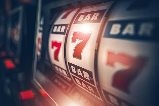 Roulette with full betting layout Desktop roulette table with betting layout